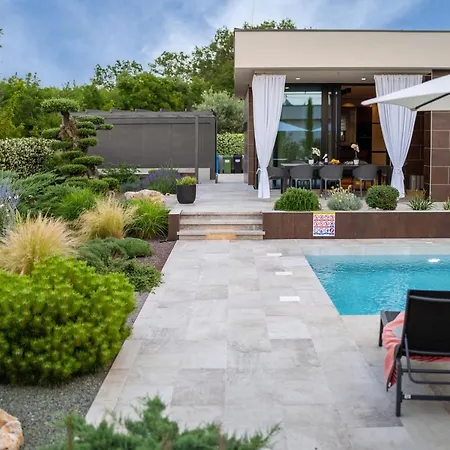 Blumarine Villa